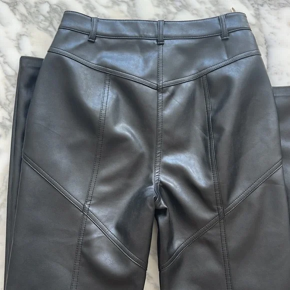 Aritzia Rebel Vegan pant Wilfred - Picture 9 of 9
